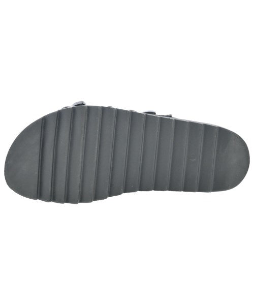 TOGA VIRILIS รองเท้าแตะ