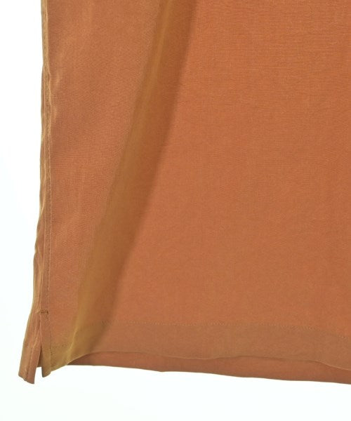 TOGA VIRILIS เสื้อลำลอง