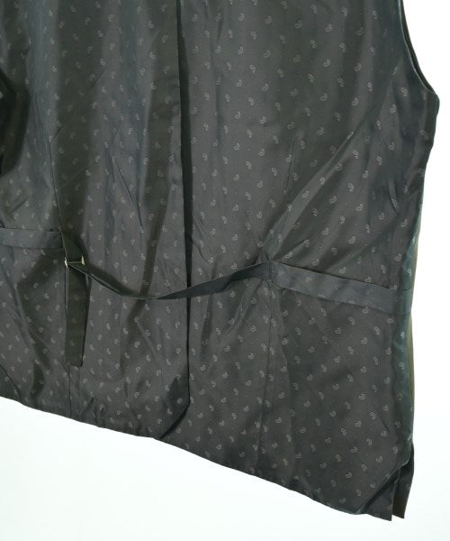 TOGA VIRILIS เสื้อลำลอง