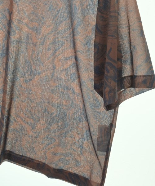 TOGA VIRILIS เสื้อยืด/เสื้อท็อปส์