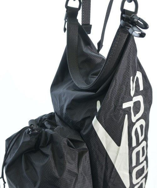 TOGA VIRILIS กระเป๋าสะพาย