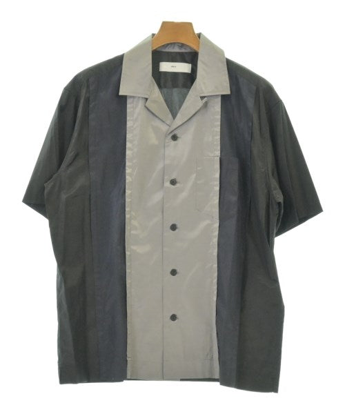 TOGA VIRILIS เสื้อลำลอง