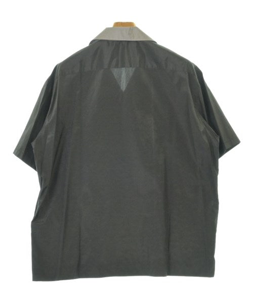 TOGA VIRILIS เสื้อลำลอง