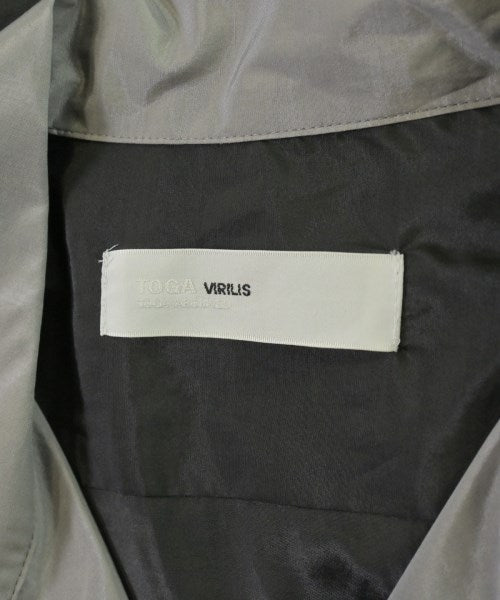 TOGA VIRILIS เสื้อลำลอง