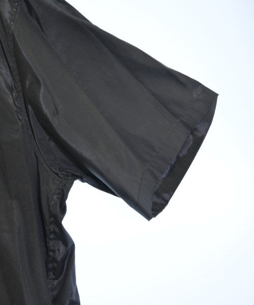 TOGA VIRILIS เสื้อลำลอง