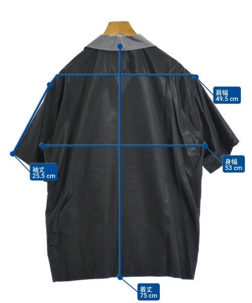 TOGA VIRILIS เสื้อลำลอง