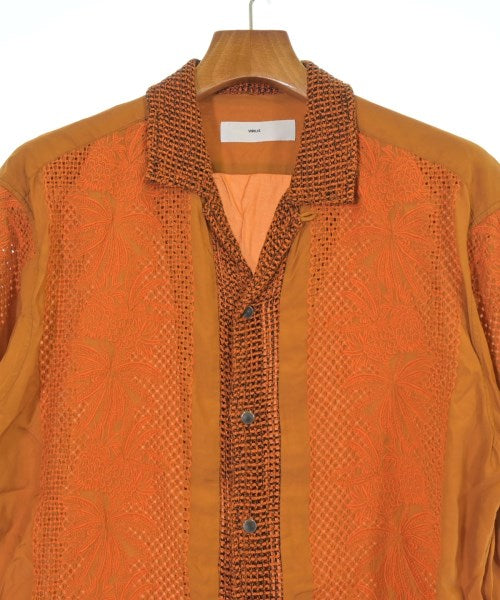 TOGA VIRILIS เสื้อลำลอง