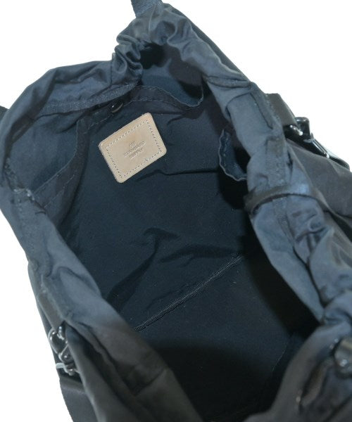 STANDARD SUPPLY กระเป๋าถือขนาดใหญ่