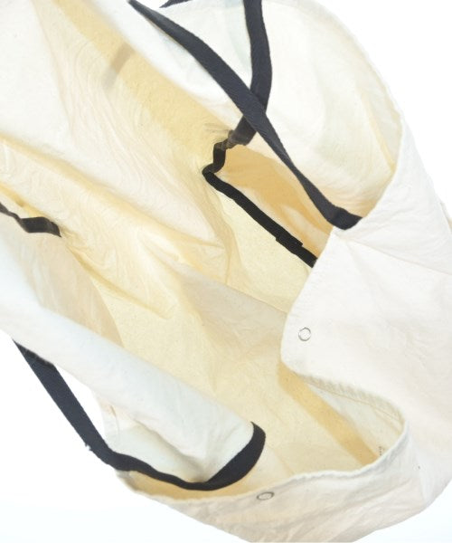 STANDARD SUPPLY กระเป๋าถือขนาดใหญ่