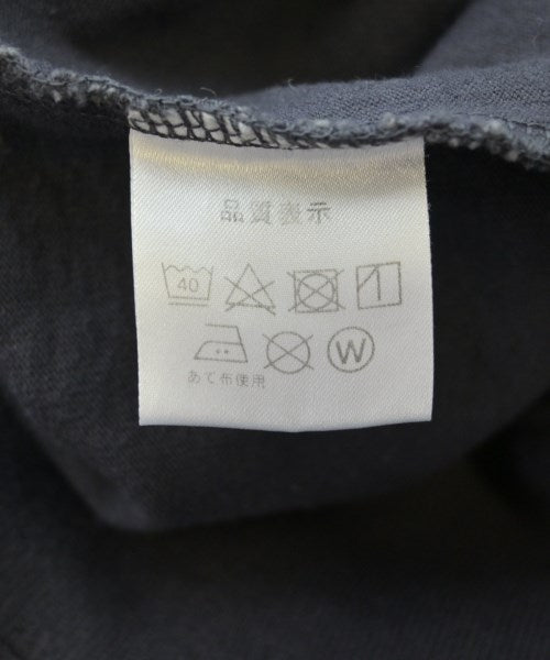 NECESSARY OR UNNECESSARY เสื้อยืด/เสื้อท็อปส์