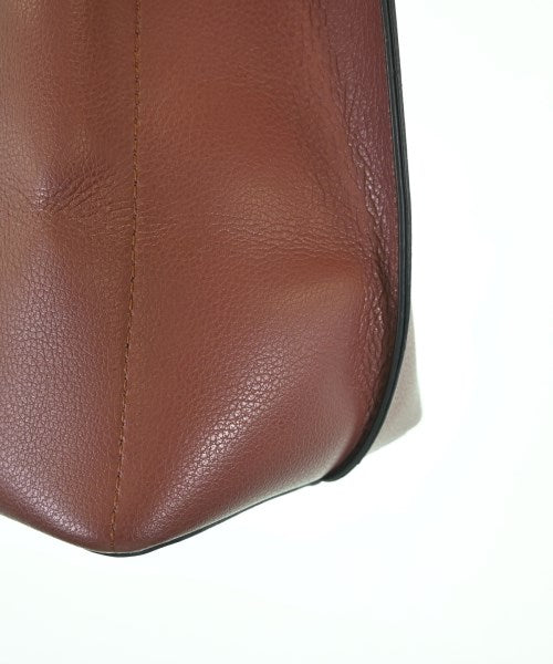 Legato Largo กระเป๋าถือ