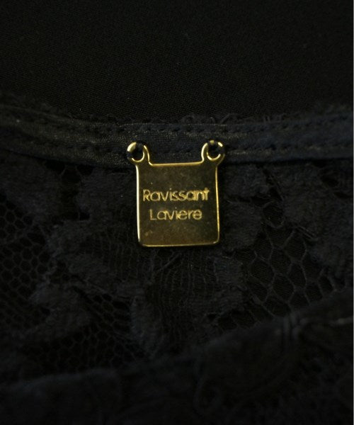 Ravissant Laviere เสื้อสตรี