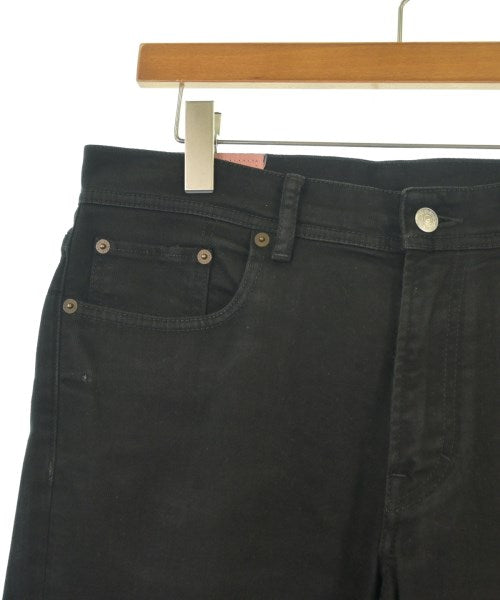 Bla Konst ยีนส์