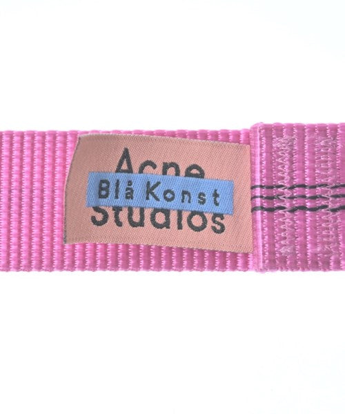 Bla Konst เข็มขัด