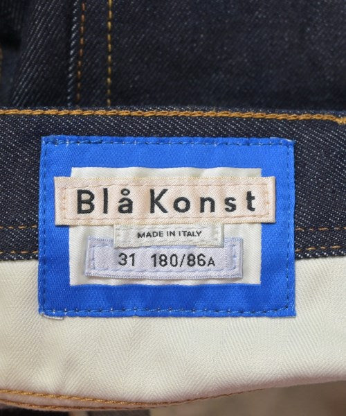 Bla Konst กางเกงขาสั้น