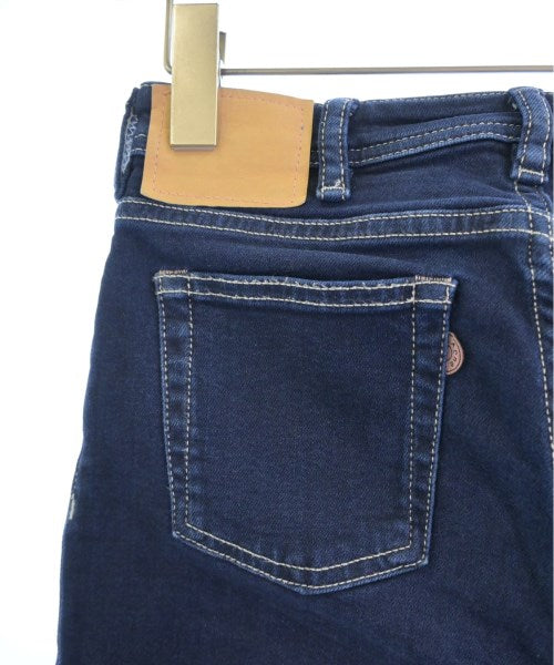 Bla Konst ยีนส์