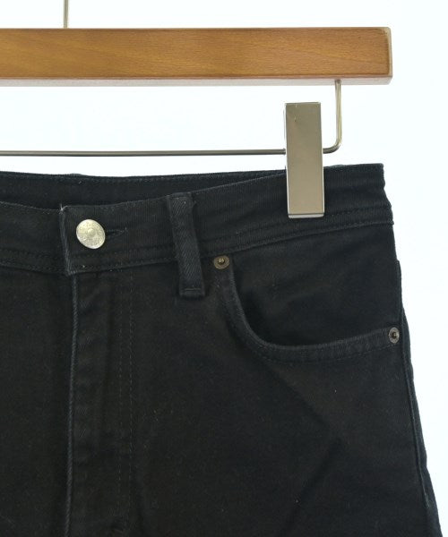 Bla Konst ยีนส์