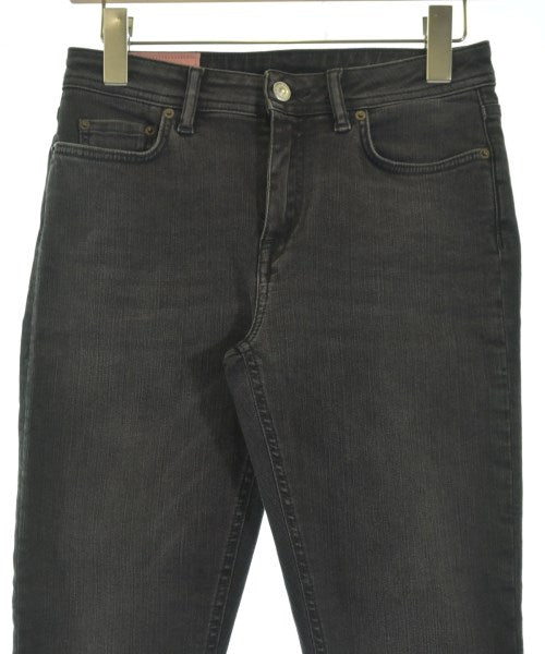 Bla Konst ยีนส์