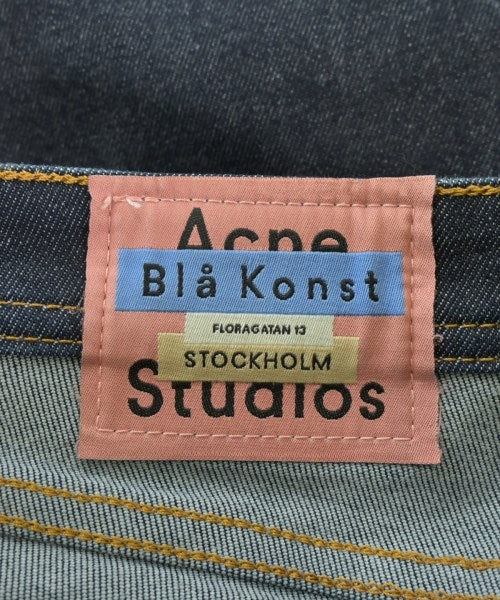 Bla Konst ยีนส์