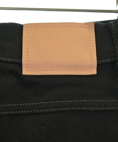 Bla Konst ยีนส์