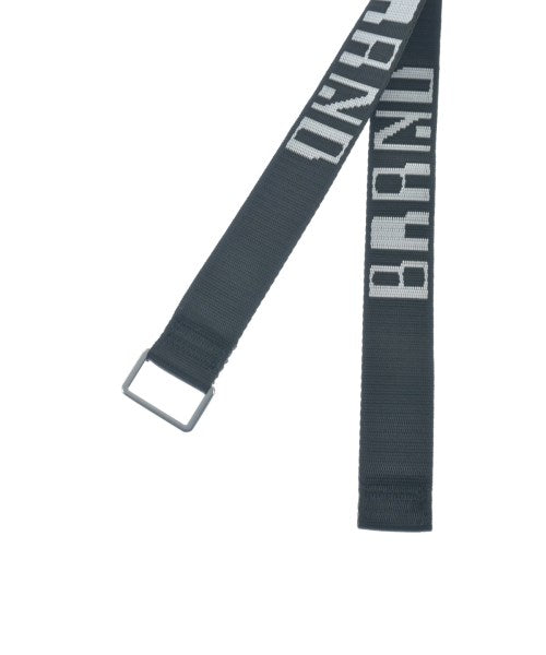 Bla Konst เข็มขัด