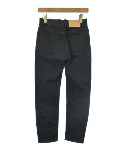 Bla Konst ยีนส์