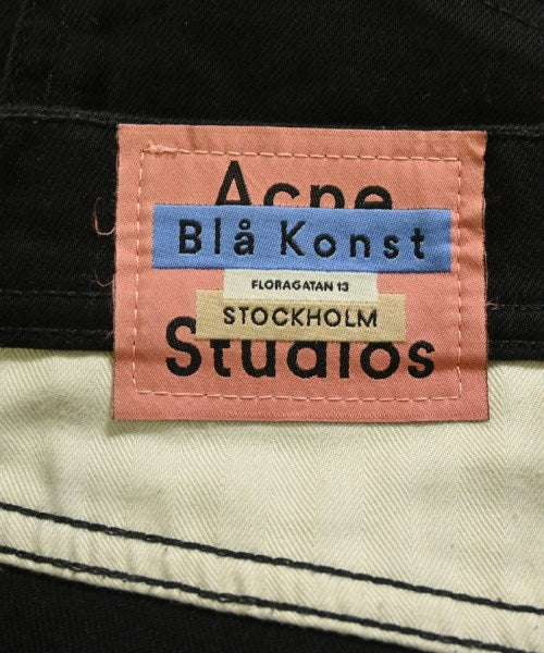 Bla Konst ยีนส์