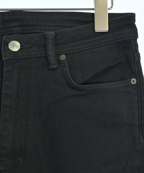 Bla Konst ยีนส์