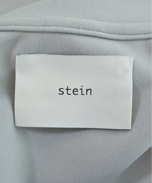 stein เสื้อยืด/เสื้อท็อปส์