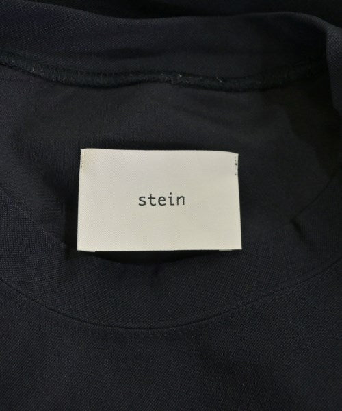 stein เสื้อยืด/เสื้อท็อปส์
