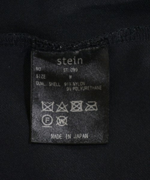 stein เสื้อยืด/เสื้อท็อปส์
