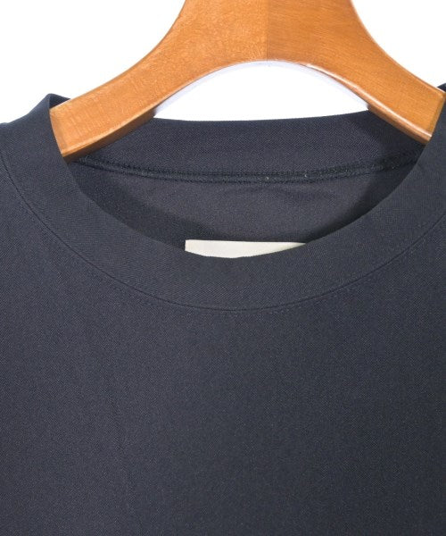 stein เสื้อยืด/เสื้อท็อปส์