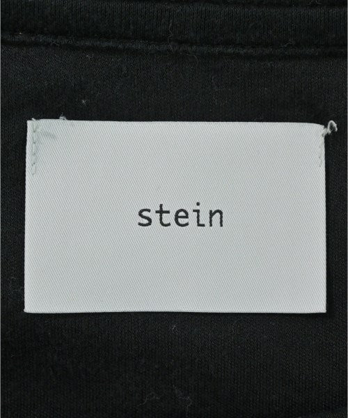 stein เสื้อยืด/เสื้อท็อปส์