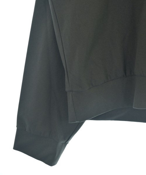 stein เสื้อยืด/เสื้อท็อปส์