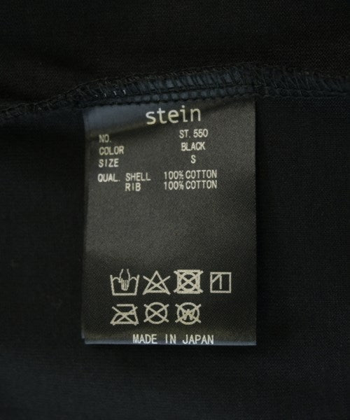 stein เสื้อยืด/เสื้อท็อปส์