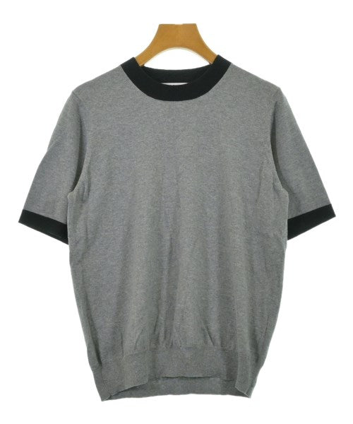 SLOANE เสื้อกันหนาว