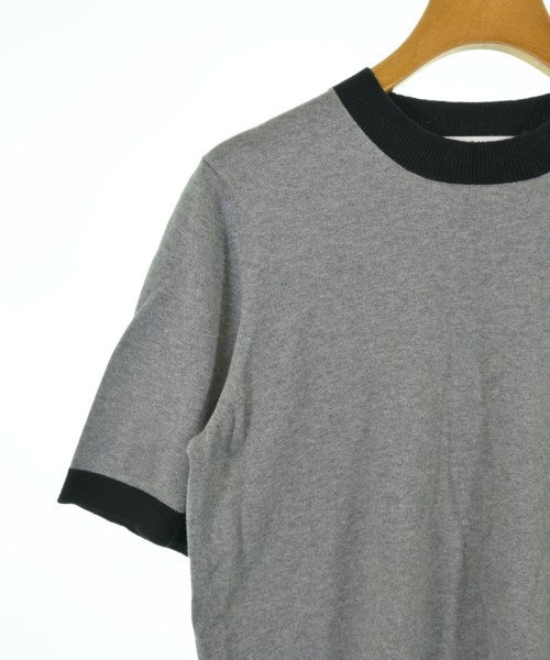 SLOANE เสื้อกันหนาว