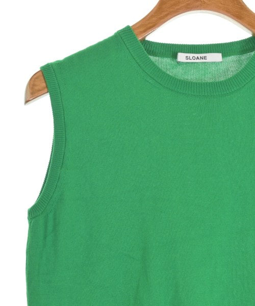 SLOANE เสื้อแขนกุด