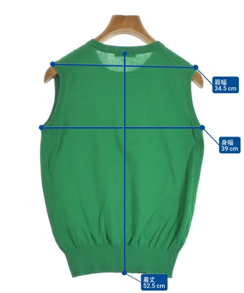 SLOANE เสื้อแขนกุด