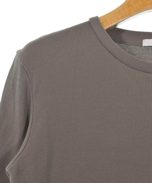 SLOANE เสื้อยืด/เสื้อท็อปส์