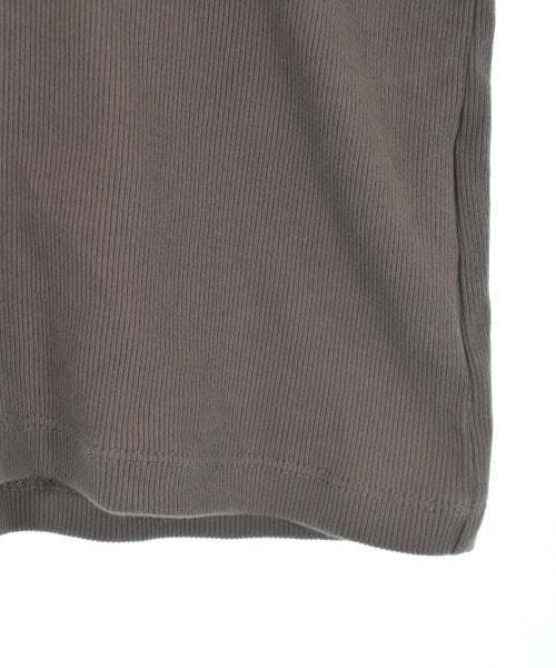 SLOANE เสื้อยืด/เสื้อท็อปส์