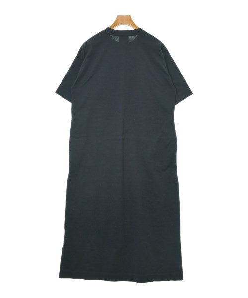 SLOANE ชุดเดรส