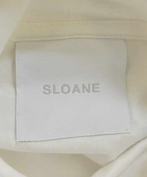SLOANE เสื้อยืด/เสื้อท็อปส์