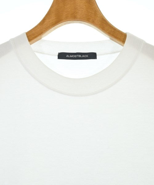 ALMOSTBLACK เสื้อยืด/เสื้อท็อปส์