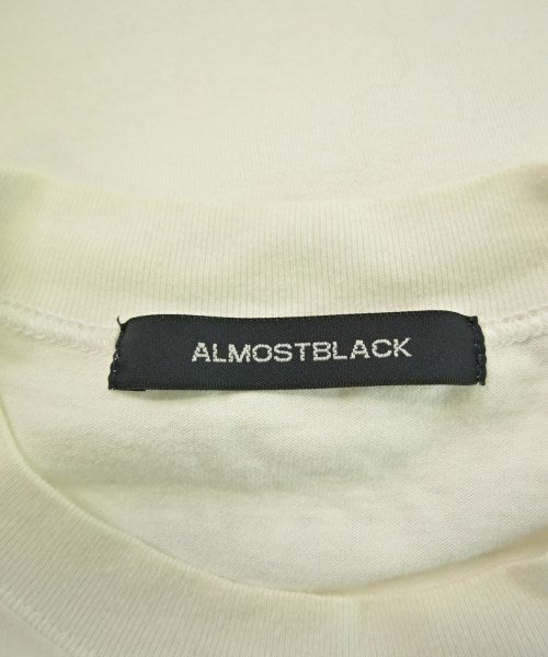 ALMOSTBLACK เสื้อยืด/เสื้อท็อปส์