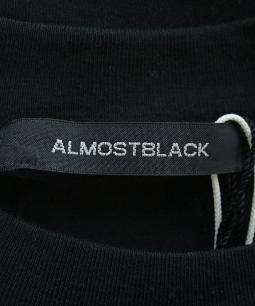 ALMOSTBLACK เสื้อยืด/เสื้อท็อปส์