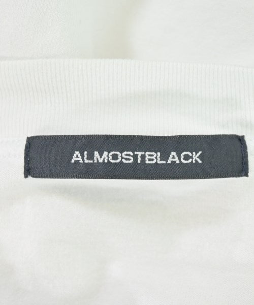 ALMOSTBLACK เสื้อยืด/เสื้อท็อปส์