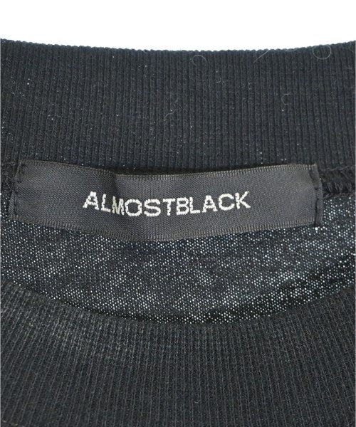 ALMOSTBLACK เสื้อยืด/เสื้อท็อปส์