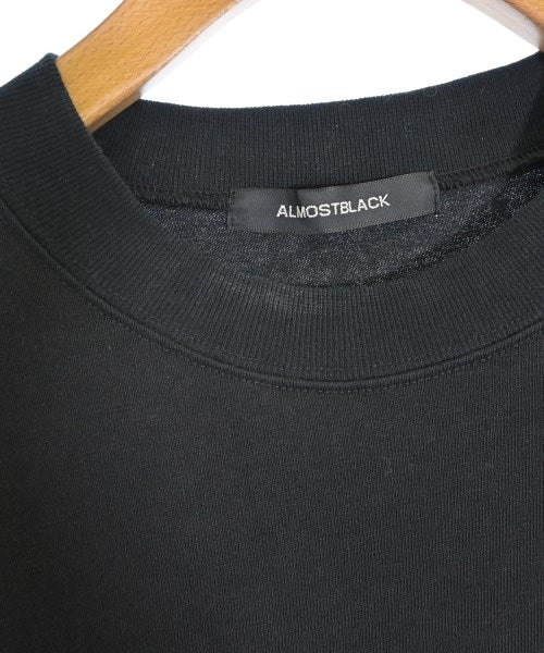 ALMOSTBLACK เสื้อยืด/เสื้อท็อปส์