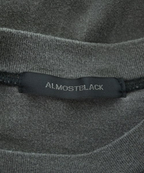 ALMOSTBLACK เสื้อยืด/เสื้อท็อปส์